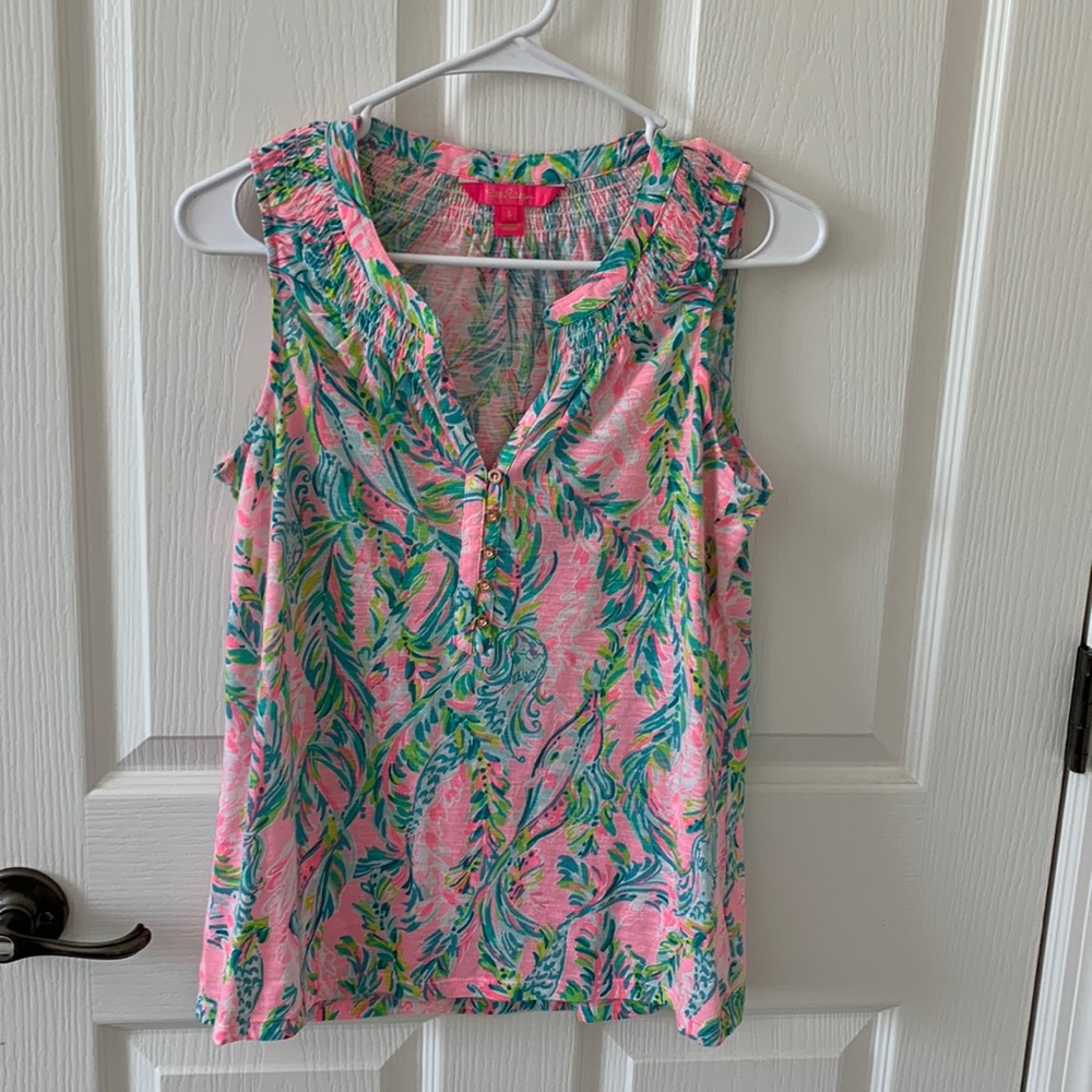Lilly Pulitzer Essie tank size small sleeveless top.